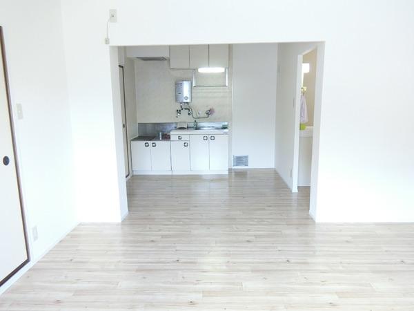 居室・リビング　日当たり良好♪