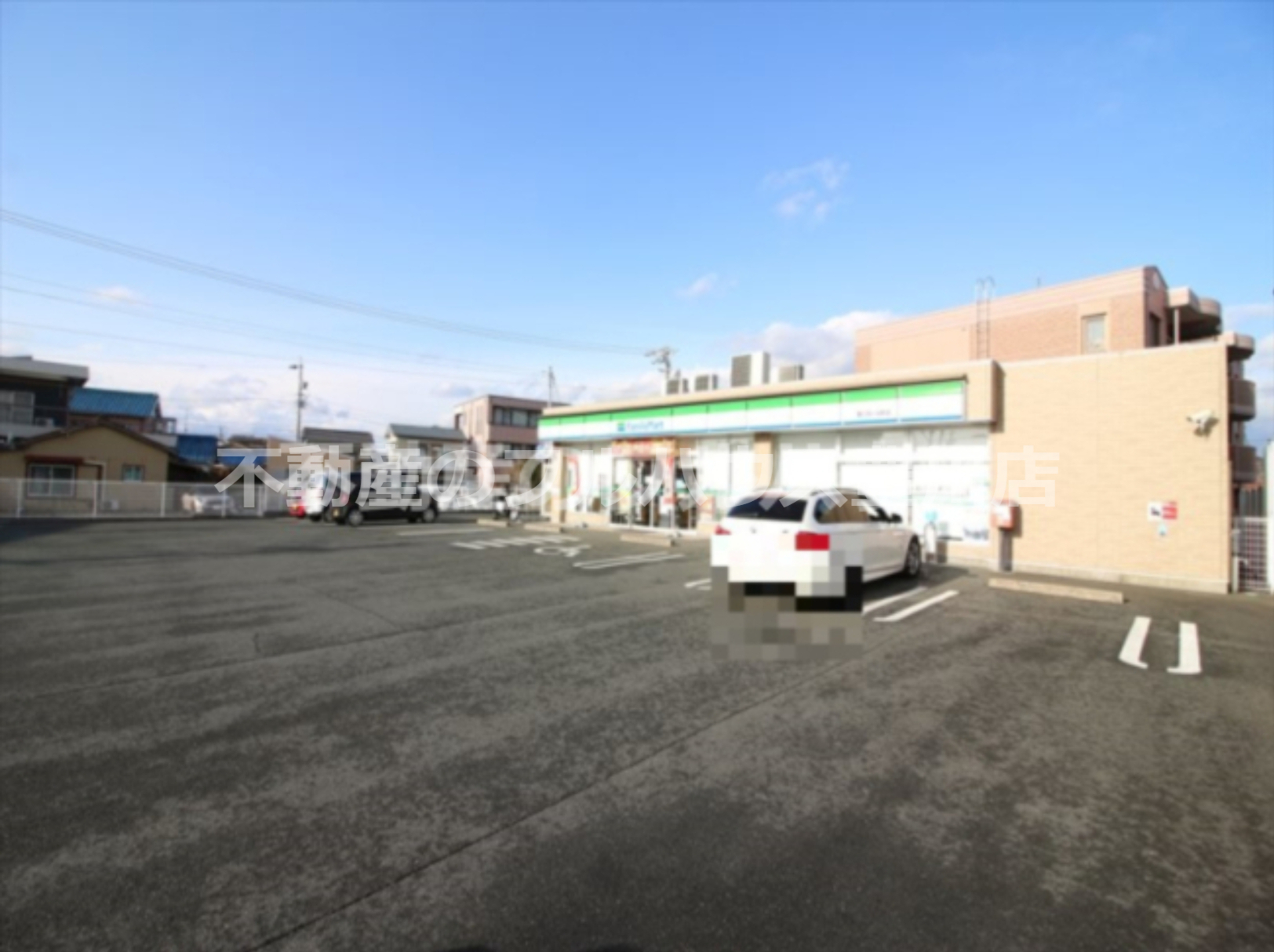 コンビニ　ファミリーマート四ツ谷（コンビニ）まで286m