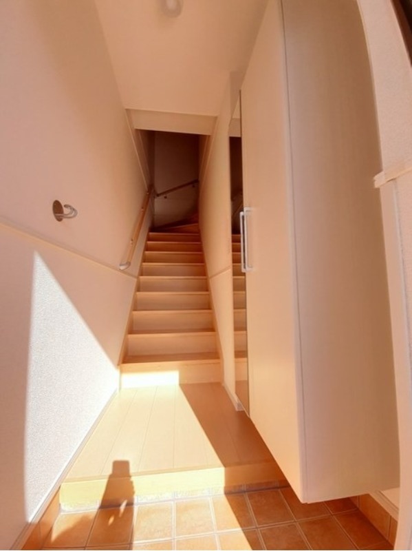 玄関　図面と現状に相違がある場合には現状を優先