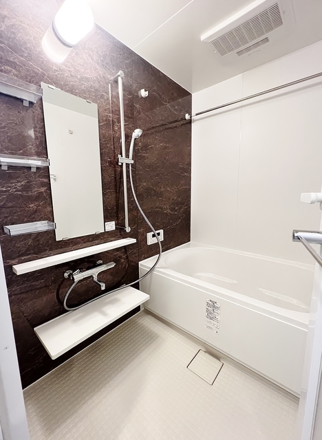 バス・シャワールーム