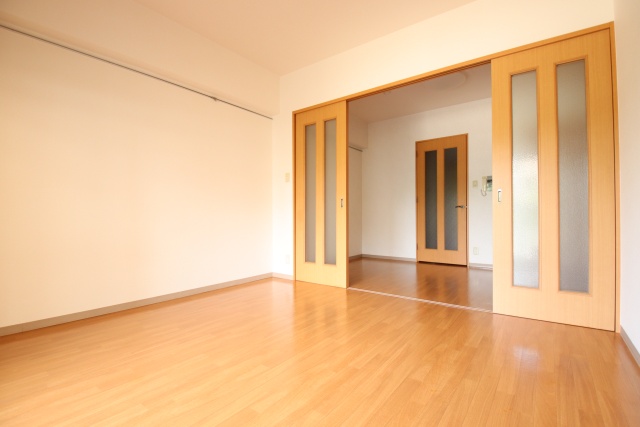 居室・リビング　※別室の参考写真の為、現況優先です。