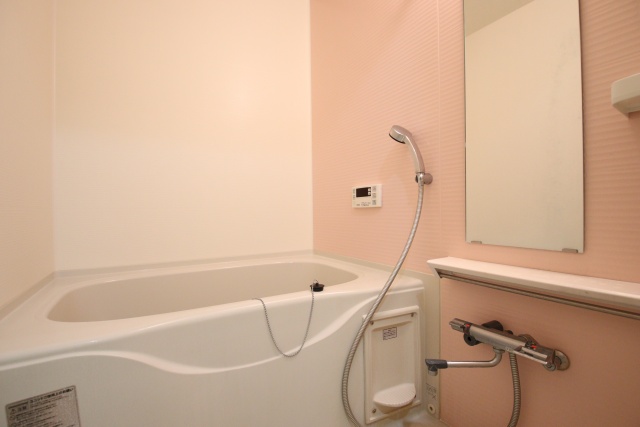 バス・シャワールーム　※別室の参考写真の為、現況優先です。