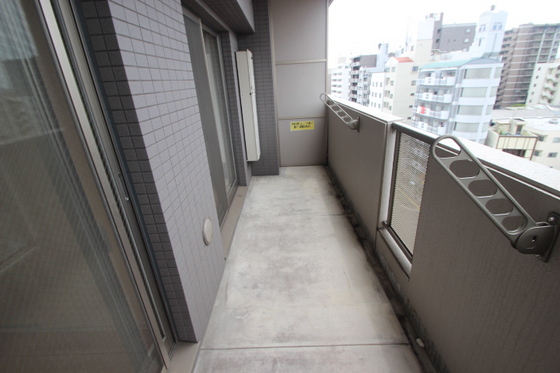 バルコニー　※別号室のお写真です。