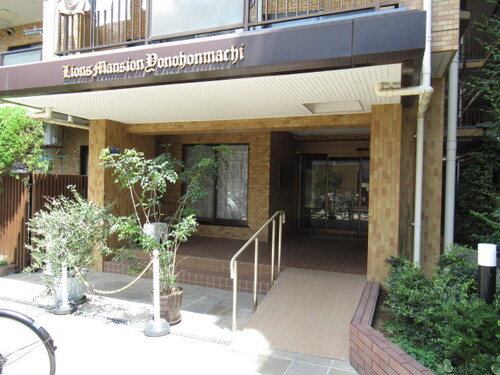 その他　マンションエントランス