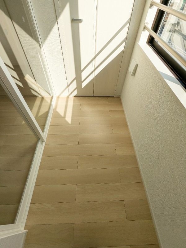 バルコニー　図面と現状に相違がある場合には現状を優先