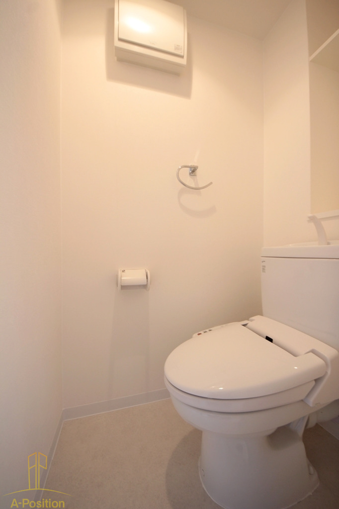 トイレ　クレグラン北梅田