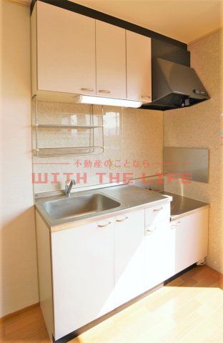 キッチン　コンパクトなキッチンで掃除もラクラク