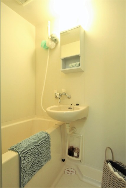 バス・シャワールーム　モデルルームにつき家具等は撤去となります。