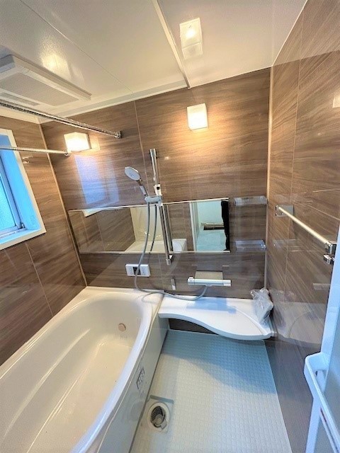 バス・シャワールーム　バス