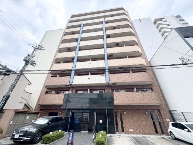 1K Mansion in Kita-ku, Osaka
