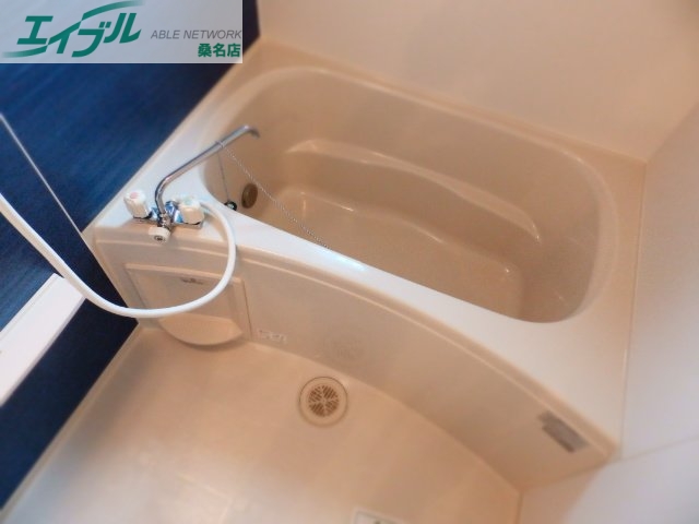 バス・シャワールーム　同物件別室の画像です