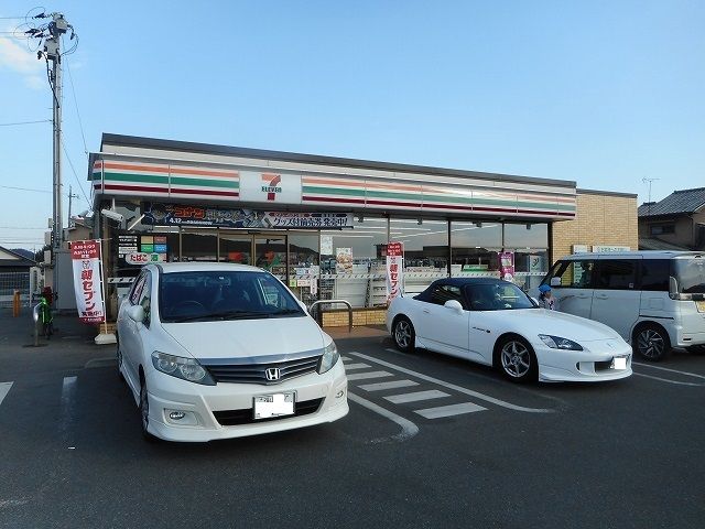 コンビニ　セブンイレブン神辺町上御領店（コンビニ）まで1300m