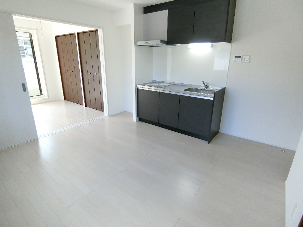 パナ・ビューノ_内装_1