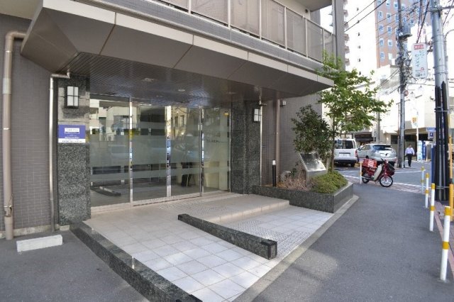 エントランス　建物の共有部分です。