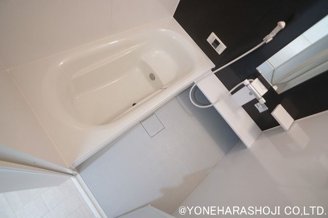 バス・シャワールーム　一坪風呂