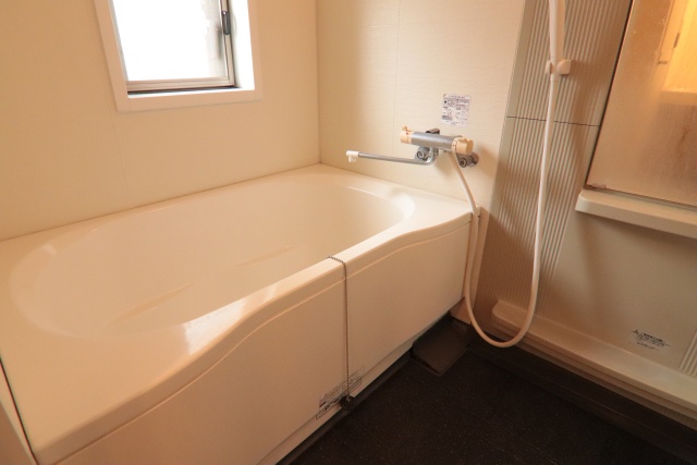 バス・シャワールーム　※別室の参考写真の為、現況優先です。