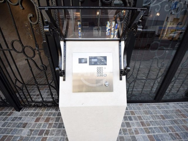 セキュリティ　プレジオ本町　オートロック