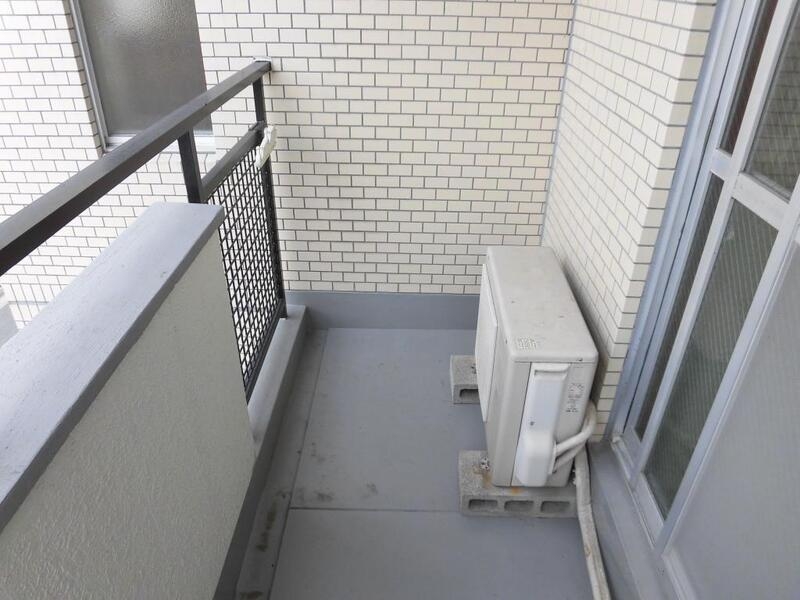 バルコニー　バルコニー広々