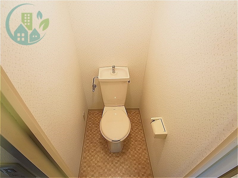 トイレ　ハイツイフ(ペット相談可、小型犬・猫、男性限定マンション）
