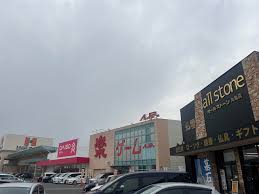 ショッピングセンター　XYZ丸亀モール（ショッピングセンター）まで2128m