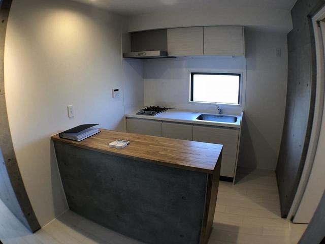 キッチン　※写真は同タイプ住戸です。