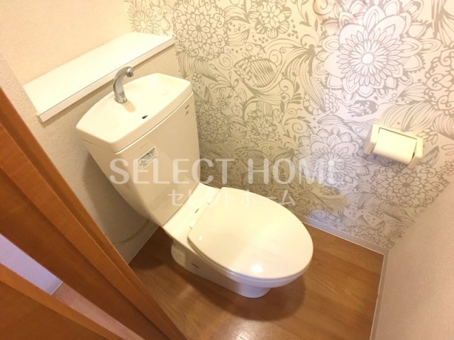 トイレ　コンパクトで使いやすいトイレです