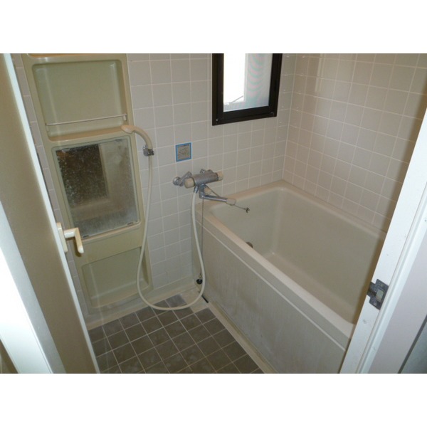 バス・シャワールーム　追い焚き機能付き