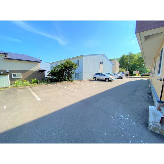 駐車場　駐車場