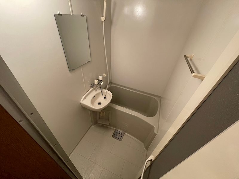 バス・シャワールーム　別部屋参考になります。