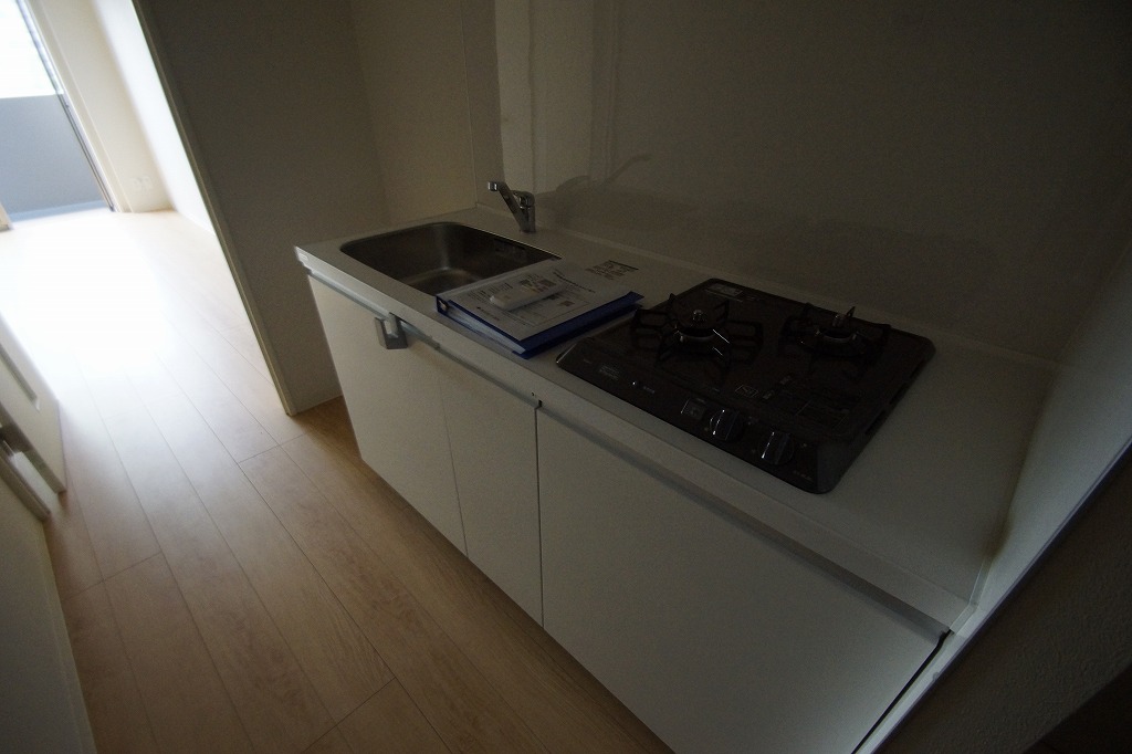 キッチン　コンパクトなキッチンで掃除もラクラク