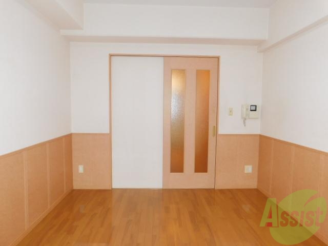 居室・リビング　ピッカピカのフローリングです。