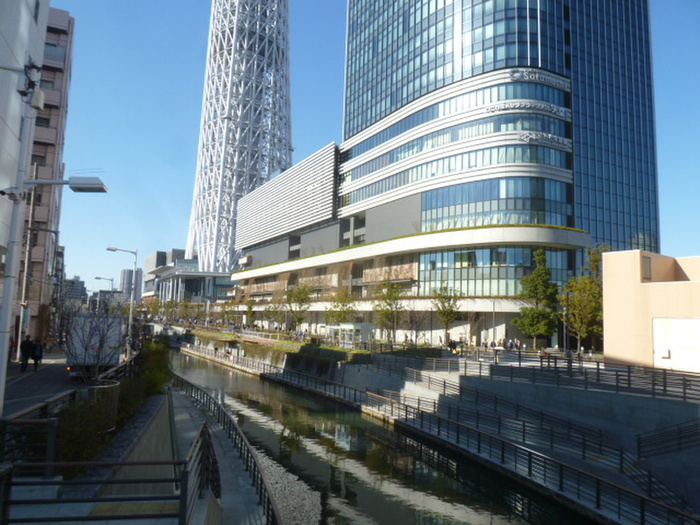 ショッピングセンター　ソラマチ（スカイツリー）（ショッピングセンター）まで500m