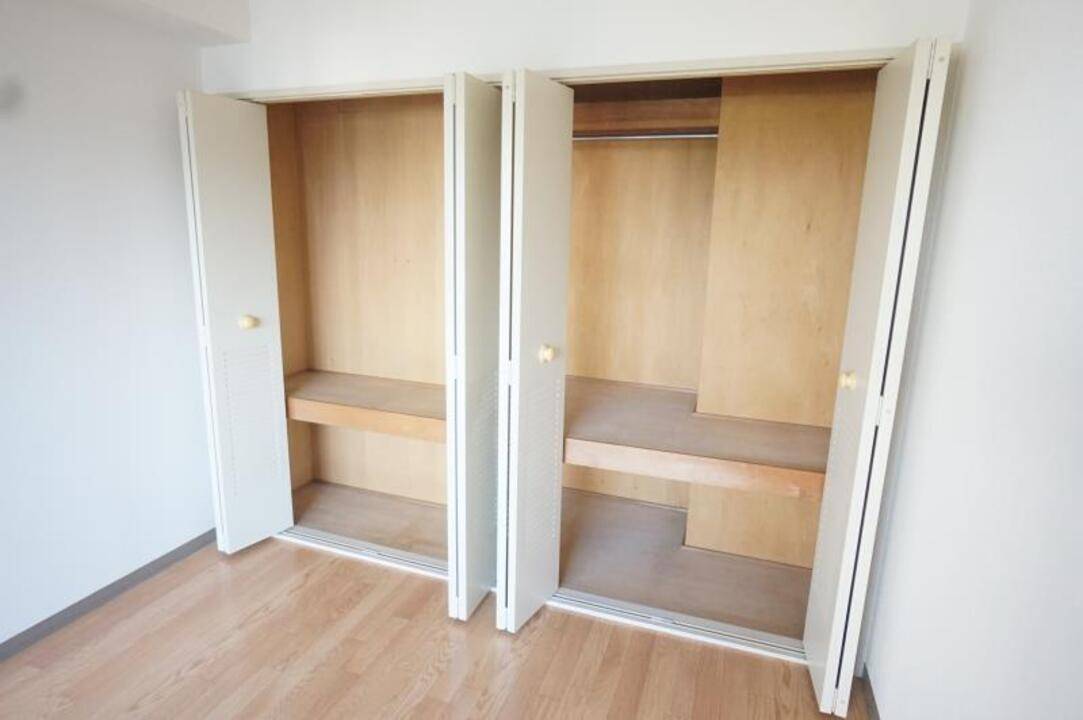 収納　クローゼット