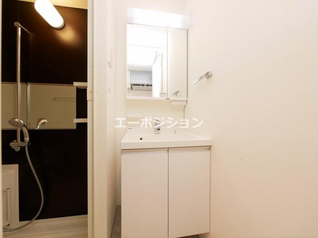 洗面設備　レオンコンフォート難波サウスゲート