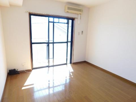 居室・リビング　洋室