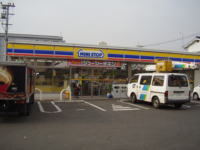 その他　コンビニ（その他）まで240m