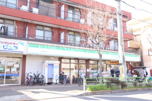コンビニ　ファミリーマート 浜中保谷店（コンビニ）まで990m
