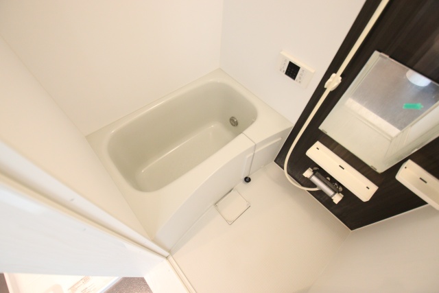 バス・シャワールーム　※別室の参考写真の為、現況優先です。