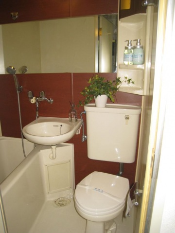 トイレ　同物件別号室の写真です。