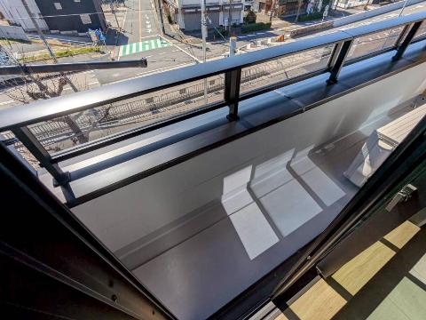 バルコニー　ベランダ