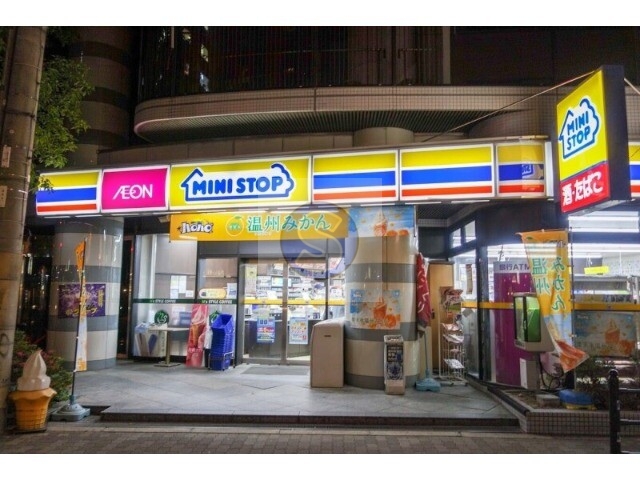 コンビニ　ミニストップ豊崎5丁目店（コンビニ）まで73m