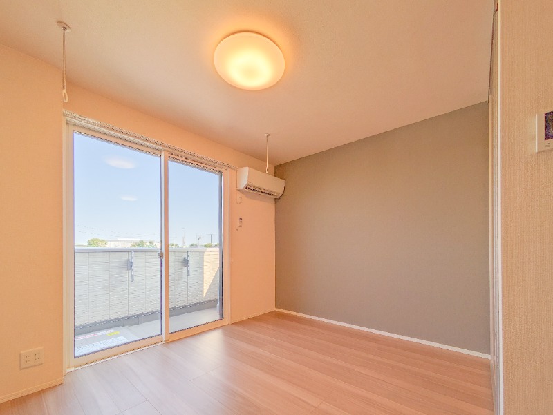 居室・リビング　図面と現状に相違がある場合には現状を優先