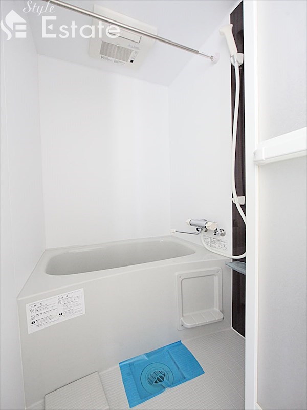 バス・シャワールーム　バスルーム