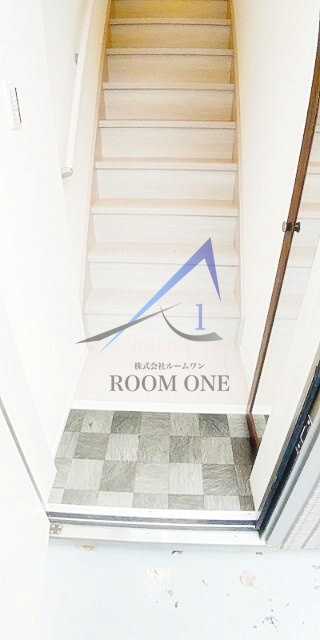 玄関　玄関です。