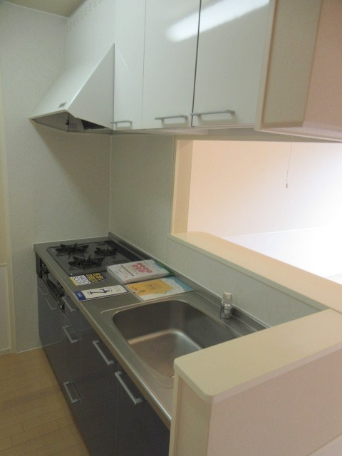 キッチン　★3口ガスシステムキッチン★