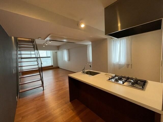 キッチン　カウンターシステムキッチン