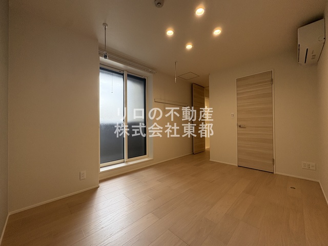 その他部屋・スペース　窓から暖かな日差しが入ります♪