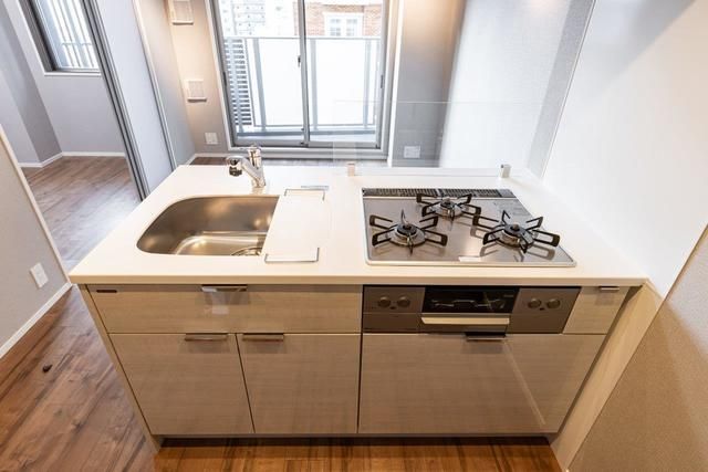 キッチン　写真は同タイプ住居です