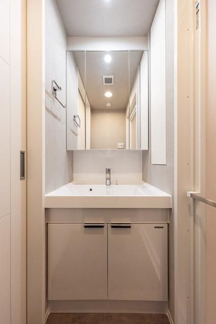 洗面設備　写真は同タイプ住居です