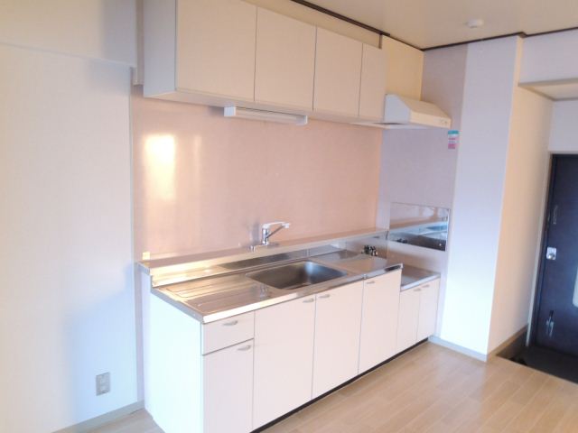 キッチン　リフォーム以前の写真です